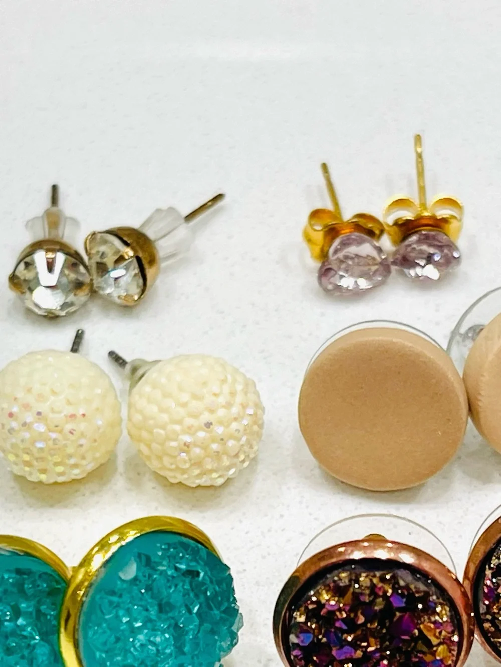 Girls Earrings 30 Pairs EUC